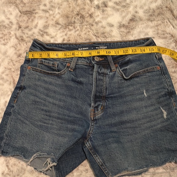 OLD NAVY HIGH-RISE DENIM SHORTS*Womens Size 8 - Picture 4 of 6